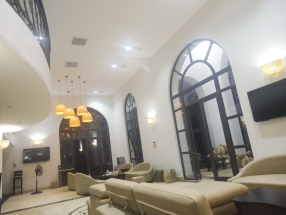 View sảnh chính với góc khác